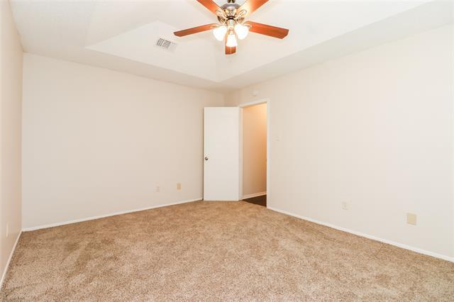 Building Photo - 520 Allencrest Dr