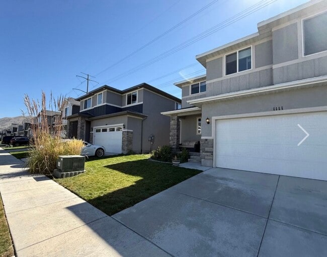 Building Photo - Amazing Five Bedroom Home, Bluffdale, 3300...