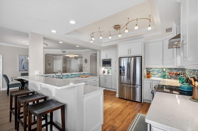 Building Photo - 221 Ocean Grande Blvd