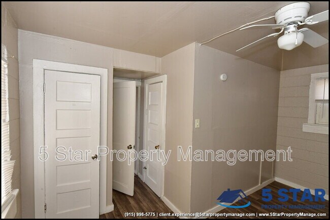 Building Photo - 3519 Douglas Ave