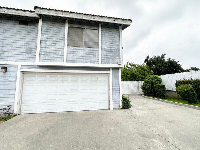 Building Photo - 3930 Maxson Rd