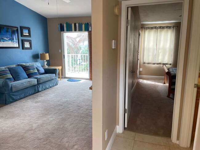 Building Photo - 3rd floor Beach Club Condo in Indialantic, FL!