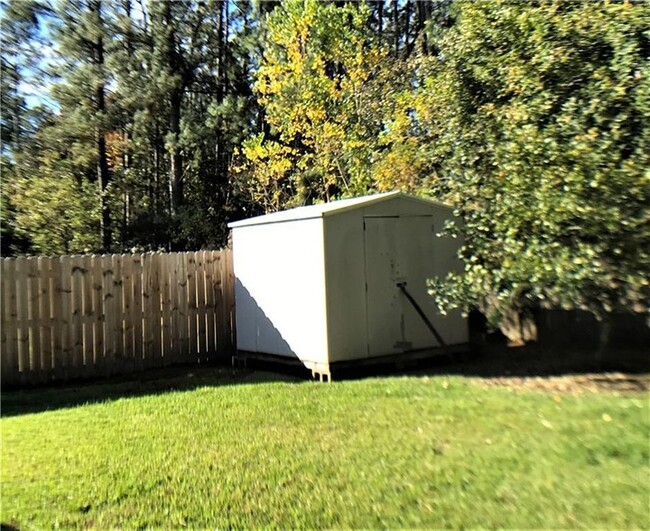 Building Photo - 603 Lake Sardis Dr