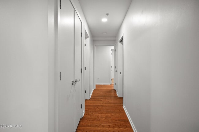 Building Photo - 7141 E Rancho Vista Dr