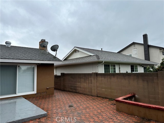 Building Photo - 4701 Sharon Dr