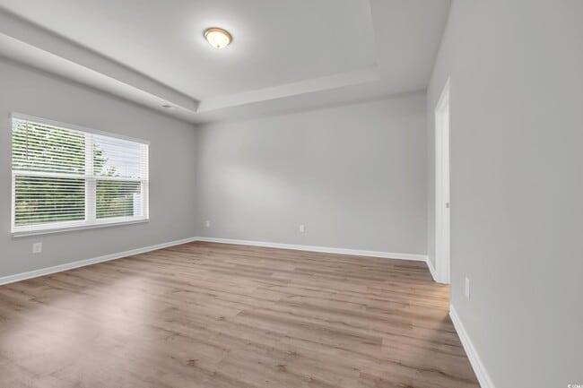 Building Photo - 346 High Fls Dr