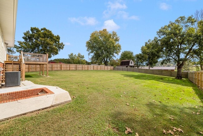 Building Photo - 130 Greenmeadow Ln
