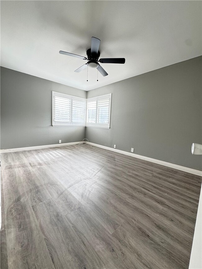 Building Photo - 1339 Parkside Dr