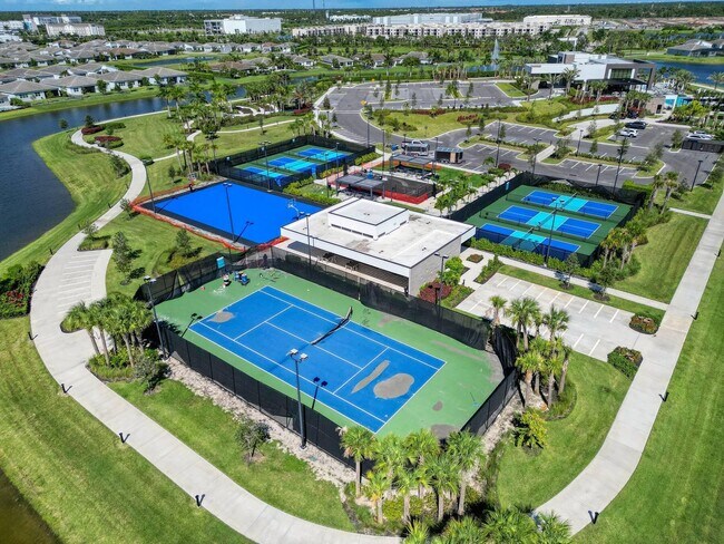 Building Photo - 10219 SW Corvus Ln