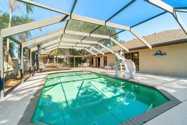 Building Photo - 61 W Rubber Tree Dr