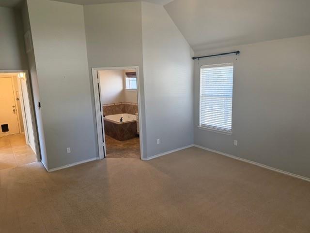 Building Photo - 600 Bel Air Dr