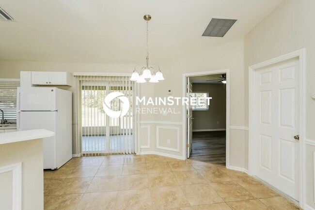 Building Photo - 3 Bedroom Pet-Friendly Home in Cape Coral,...