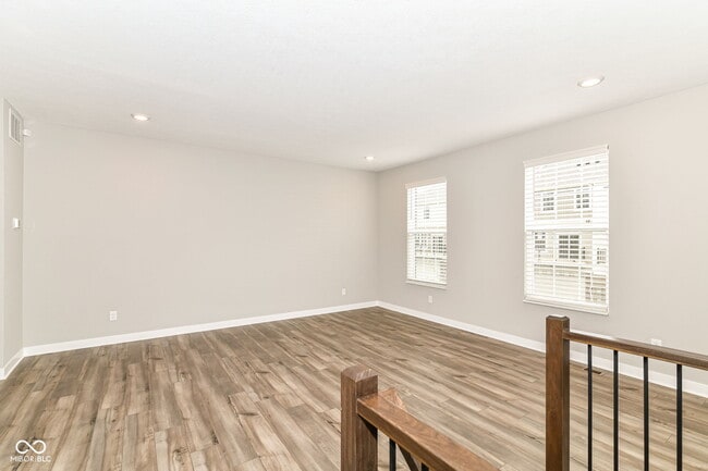 Building Photo - 6872 Sunstone Pl