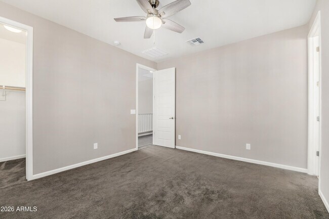 Building Photo - 1527 W Windhaven Ave