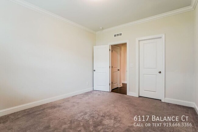 Building Photo - 6117 Balance Ct