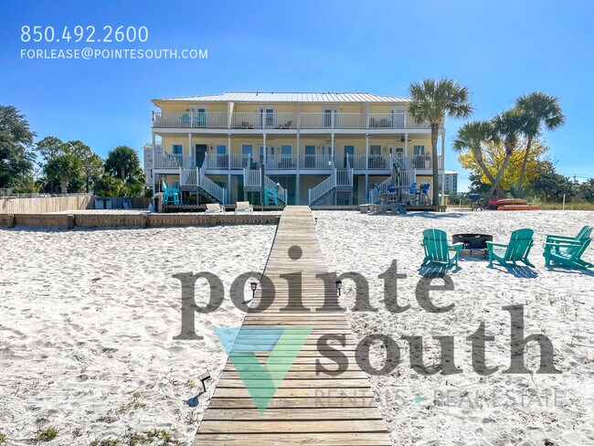 Building Photo - 13948 River Rd