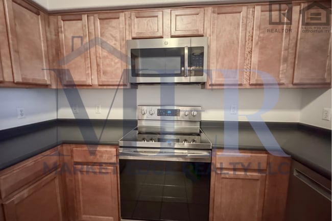 Building Photo - 2Bed/1Bath Apt at Thompson Peak/Frank Lloyd Wright! Ready for Immediate Move-In!