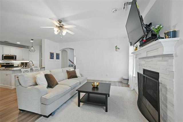 Building Photo - 1828 Brown Thrasher Blvd