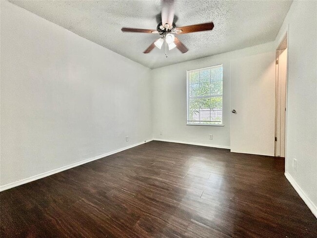 Building Photo - 1205 Olander St