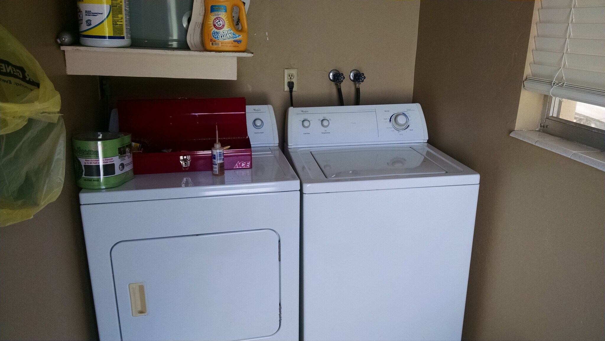 laundry - 3 E Greens Cir