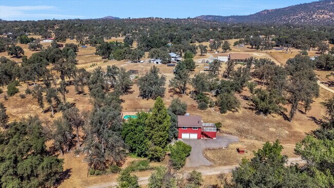Building Photo - 31638 Lodge Rd