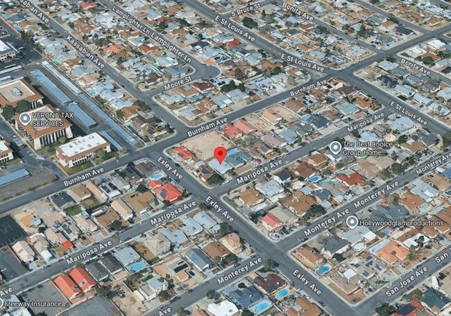 Building Photo - Renovated Beauty with a full-service Casita