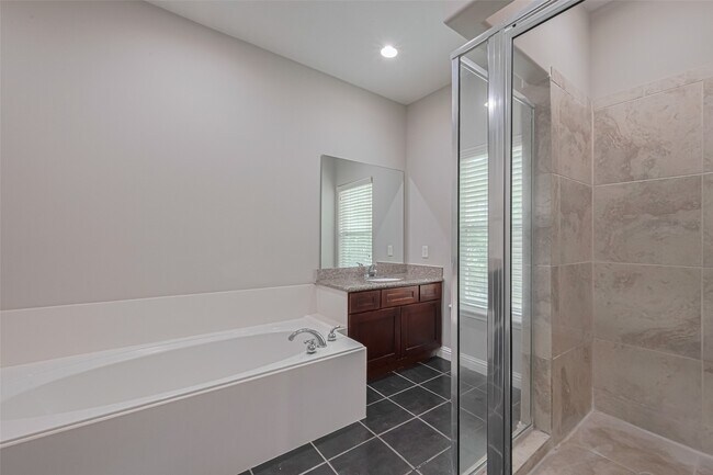 Building Photo - 15415 Addicks Stone Dr