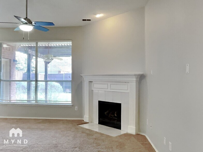 Building Photo - 4611 Basil Dr