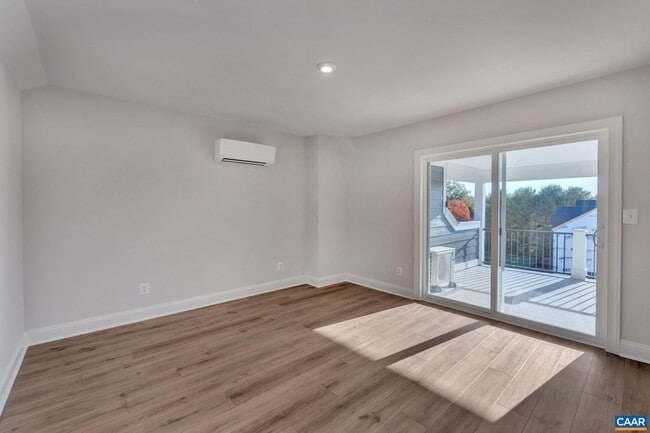 Building Photo - 2022 Calico Ct