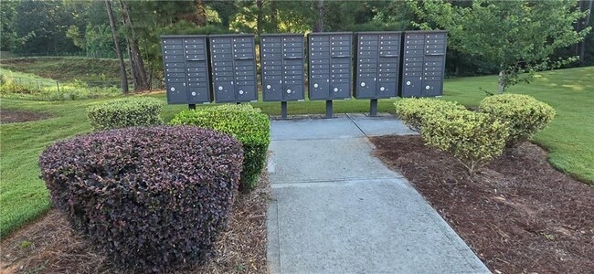 Building Photo - 5831 Taka Ln