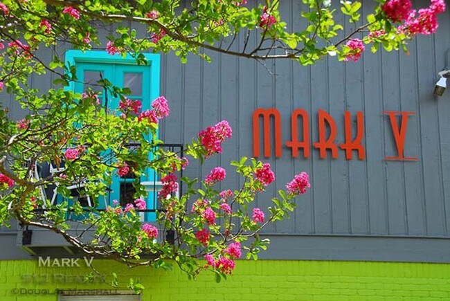 Building Photo - 3914 Ave D Ave