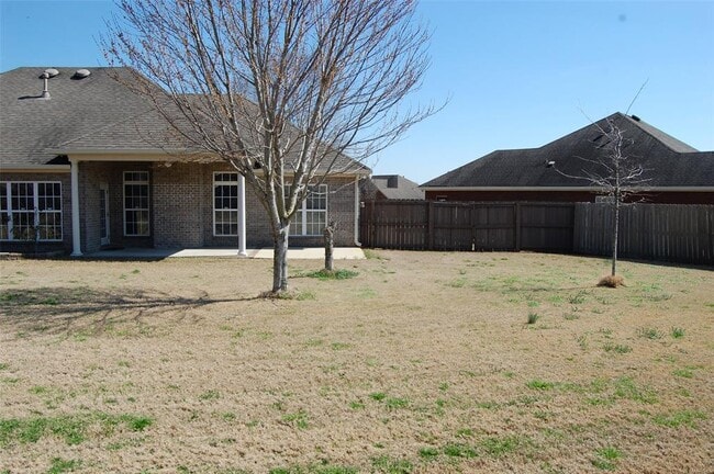 Building Photo - 108 Crenshaw Ct