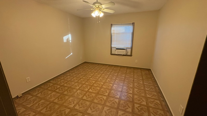 Building Photo - 203 W Washington Ave