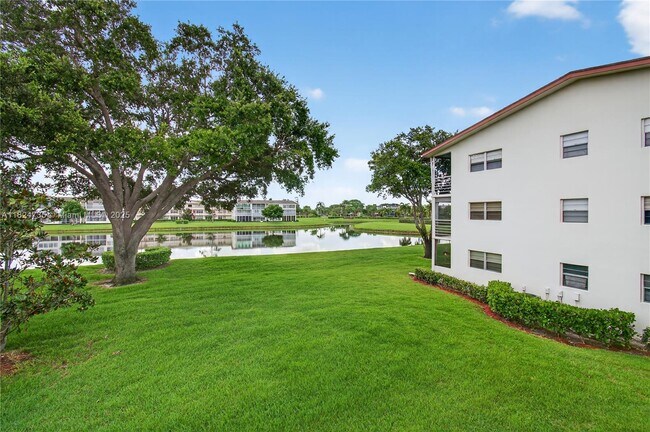 Building Photo - 228 Preston Way