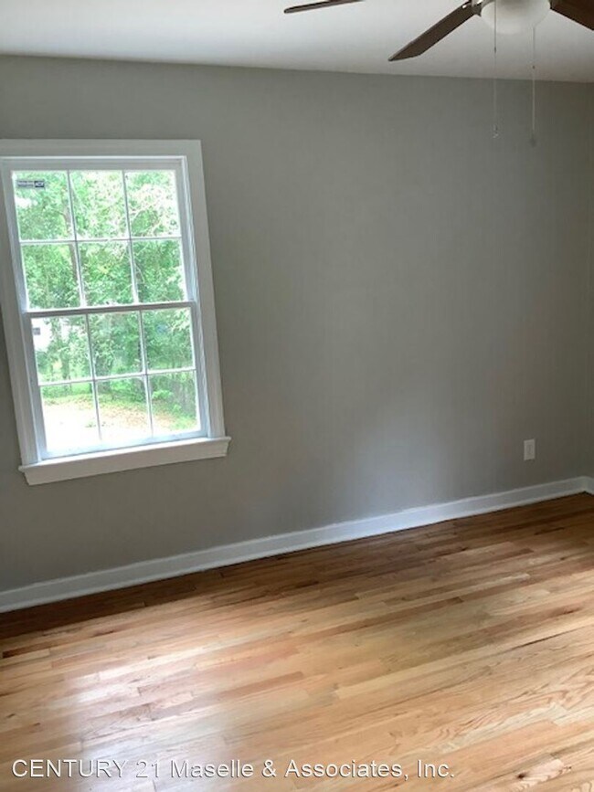 Building Photo - 4 br, 2 bath House - 618 Launcelot