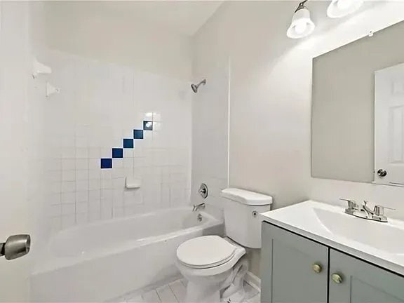 Building Photo - 1021 Ada Ave NW