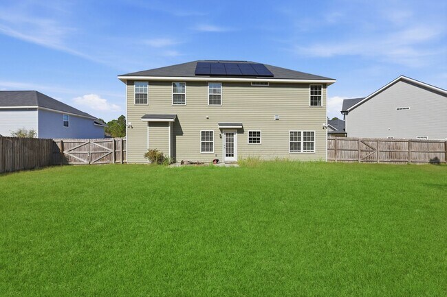 Building Photo - 4 Bedroom Griffin Park Home on Quiet Cul-de-Sac