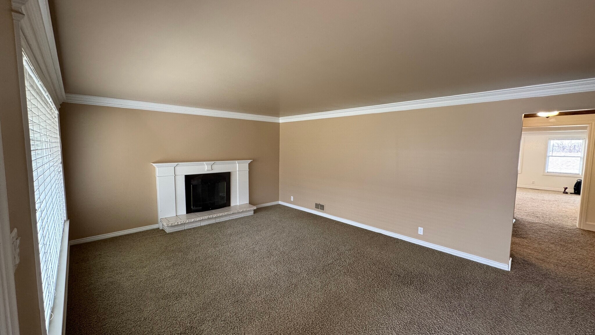 Building Photo - 737 N 500 E