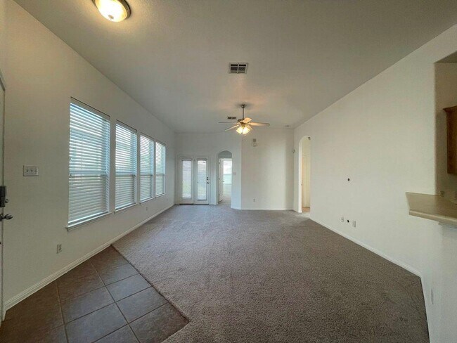 Building Photo - 128 Otono Loop