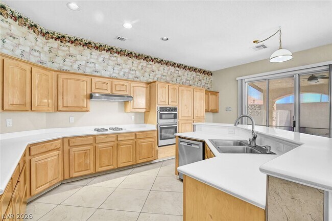 Building Photo - 6559 Thundercloud Ct