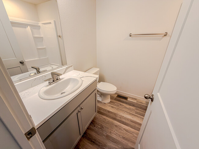 Building Photo - 1601 Elsie Jean Trl