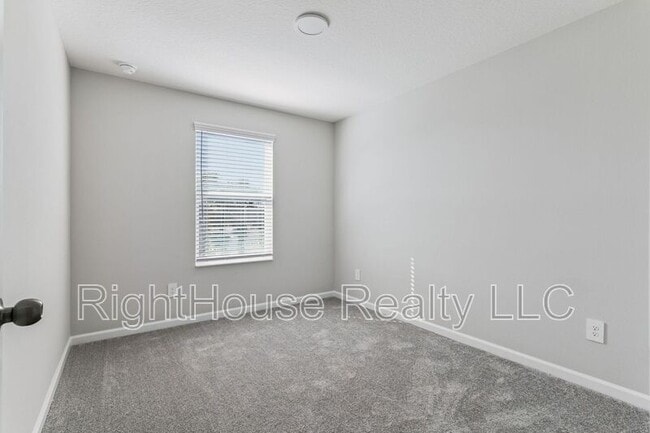 Building Photo - 141 Cape Honeysuckle Pl