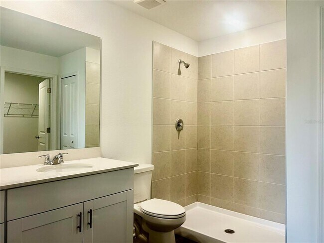 Building Photo - 8432 SW 41st Cir