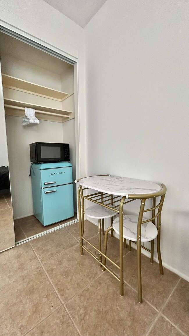 Building Photo - 78205 Cortez Ln