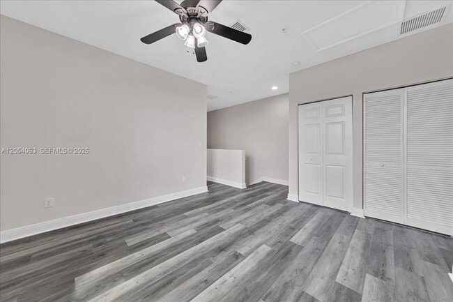 Building Photo - 995 SW 147th Ave