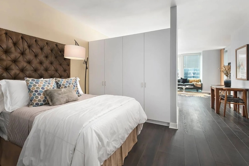 Building Photo - 41 W Randolph St