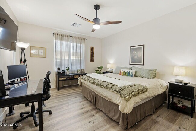 Building Photo - 3912 S Kyrene Rd