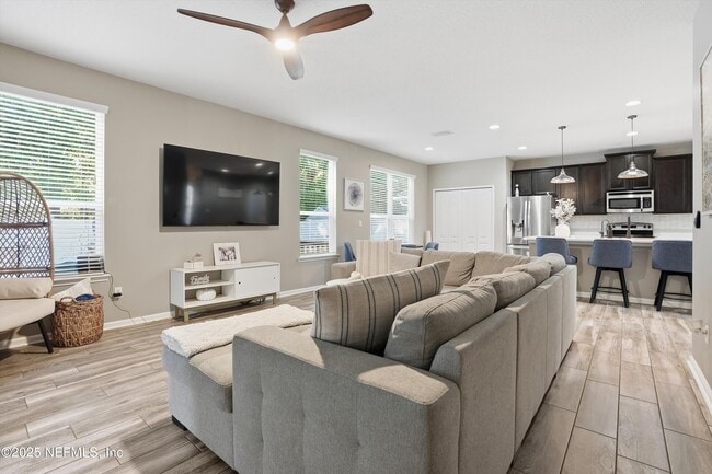 Building Photo - 11520 Dunforth Cove Dr