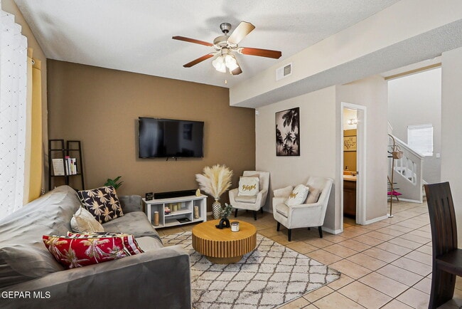 Building Photo - 14220 Firewood Dr