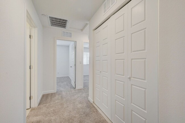 Building Photo - 10772 Paget Ct